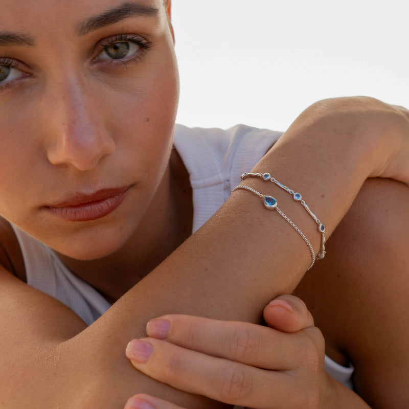 TWB24-S-AQUA-Dower-and-Hall-Sterling-Silver-Aquamarine-Dewdrops-Link-Bracelet-2