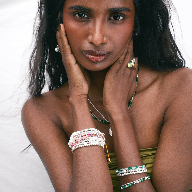 MSB24-S-WP-Dower-and-Hall-Sterling-Silver-Aura-Pearl-Misanga-Bracelet-2