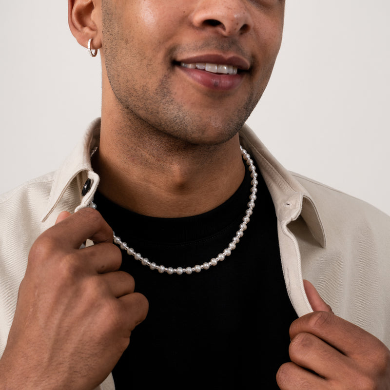 Dower-and-Hall-Men's-White-Pearl-Halo-Necklace