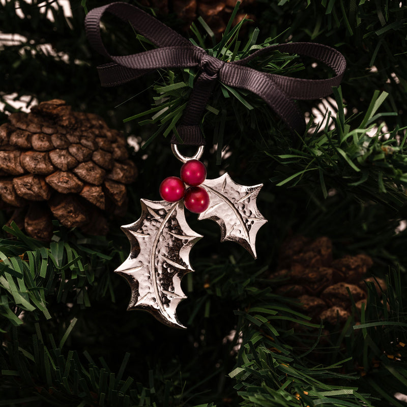     Dower-and-Hall-Pewter-Holly-Christmas-Tree-Decoration