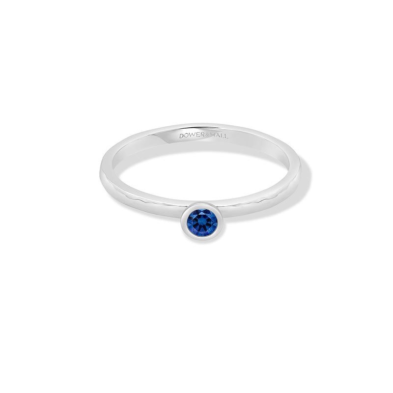 NTR13-14W-BSAPP-Dower-and-Hall-14k-White-Gold-Hammered-Narrative-Ring-with-3mm-Blue-Sapphire