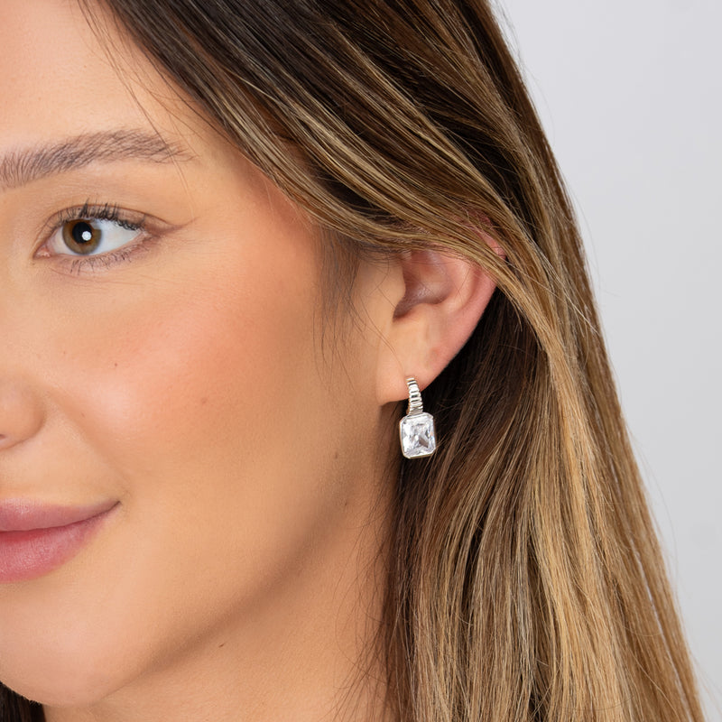 TWE34-S-WT-Dower-and-Hall-Sterling-Silver-White-Topaz-Octagon-Humbug-Earrings-3