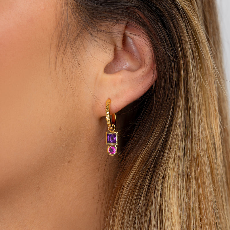 TWE36-V-AME-PT-Dower-and-Hall-Yellow-Gold-Vermeil-Square-Amethyst-Hammered-Huggie-Hoops-3
