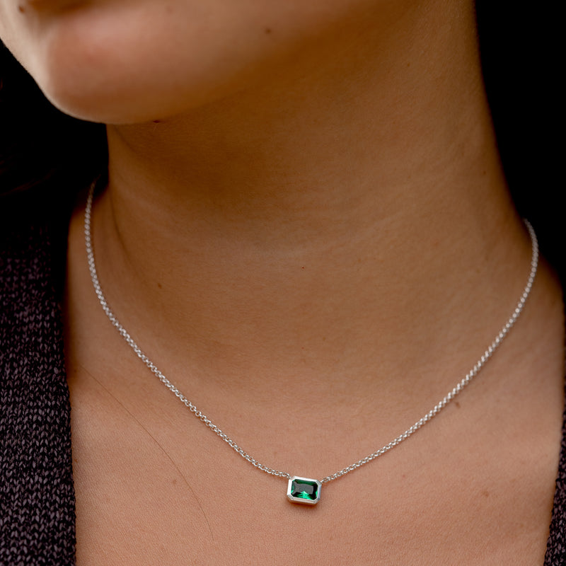 TWP33-S-GG-Dower-and-Hall-Sterling-Silver-Green-Garnet-Tutti-Frutti-Necklace-2