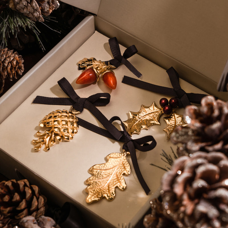 XC-WOODLAND-G-Dower-and-Hall-Gilded-Pewter-Woodland-Christmas-Decoration-Set-2