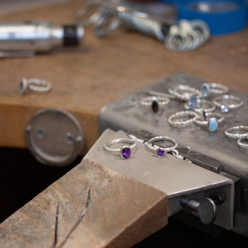 8mm Amethyst Hammered Twinkle Ring