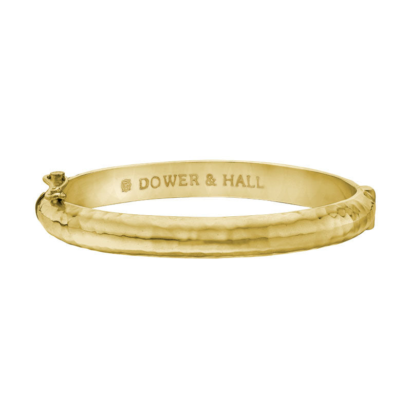 Dower-and-Hall-Vermeil-Mens-6mm-Hinged-Hammered-Nomad-Bangle-3