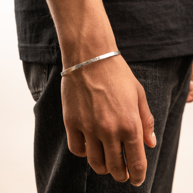 Men's 4mm Hammered Nomad Bangle